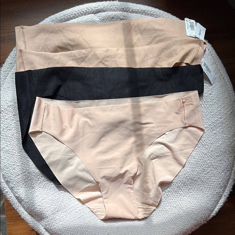 NWT set of 4 GAP Body No-show, high rise bikini underwear, size L